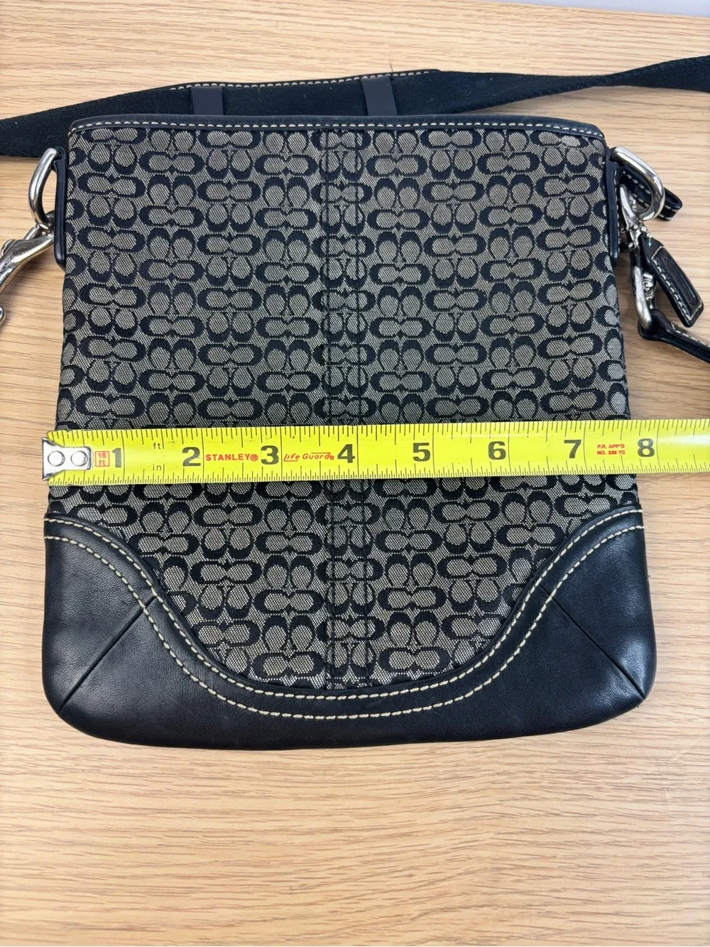 Y2K Coach Signature Small Swingpack Crossbody LIKE NEW!!